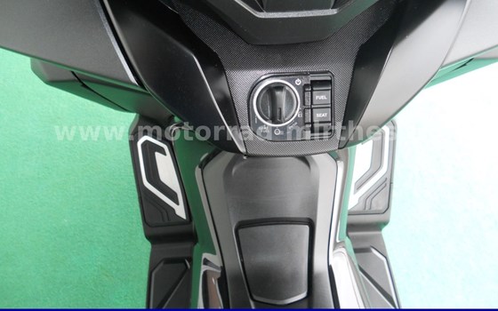 Gebrauchtmotorrad Honda Forza 350 - Bild 17