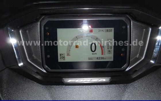 Gebrauchtmotorrad Honda Forza 350 - Bild 20