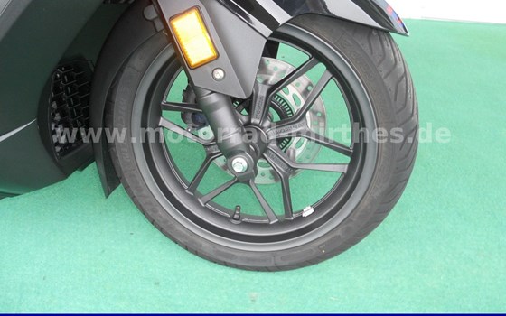 Gebrauchtmotorrad Honda Forza 350 - Bild 3