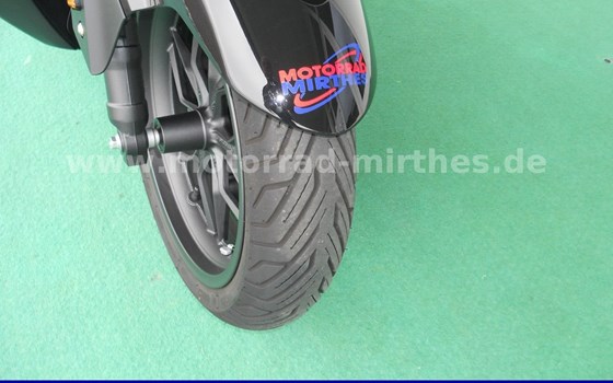 Gebrauchtmotorrad Honda Forza 350 - Bild 4