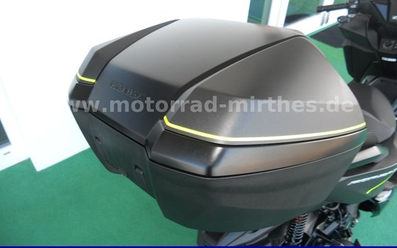 Gebrauchtmotorrad Honda Forza 350 - Bild 10