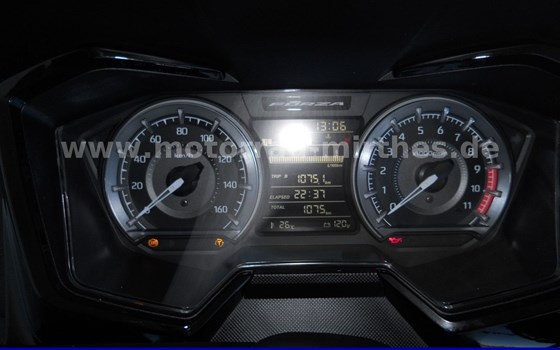 Gebrauchtmotorrad Honda Forza 350 - Bild 23