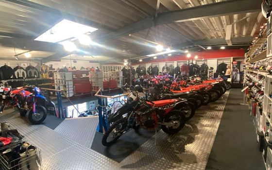 Neufahrzeug Beta RR Motard 125 4T LC - Bild 8