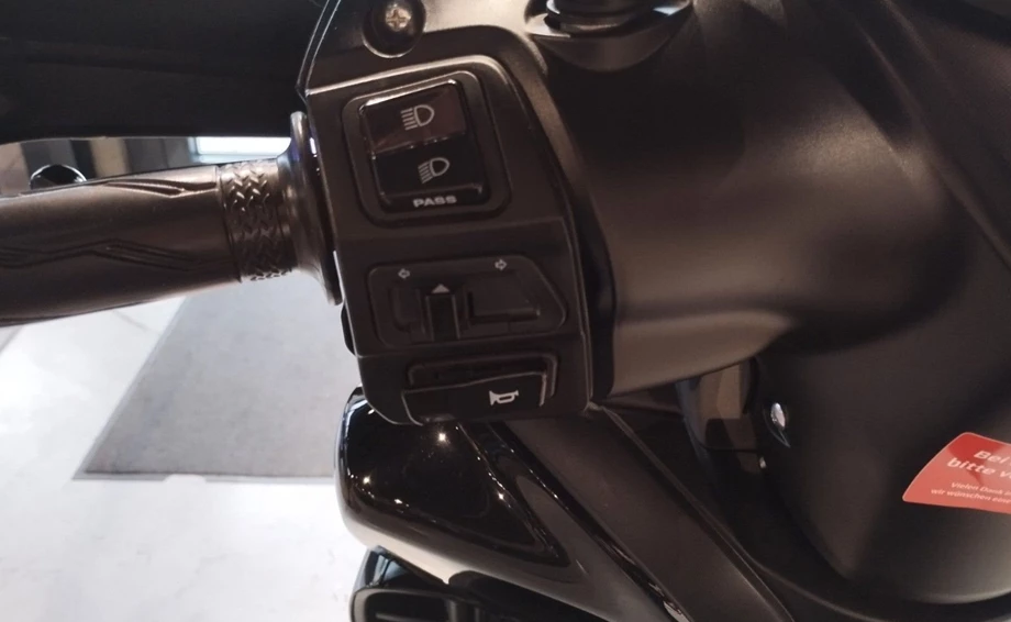 Angebot Yamaha RayZR Bild 11: Angebot Yamaha RayZR