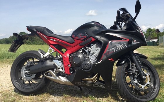Gebrauchtmotorrad Honda CBR650R - Bild 3 Gebrauchtmotorrad Honda CBR650R - Bild 3