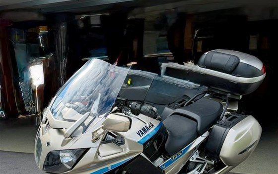 Gebrauchtmotorrad Yamaha FJR1300A - Bild 1 Gebrauchtmotorrad Yamaha FJR1300A - Bild 1