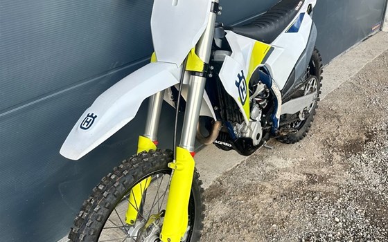 Gebrauchtmotorrad Husqvarna FC 250 - Bild 7 Gebrauchtmotorrad Husqvarna FC 250 - Bild 7