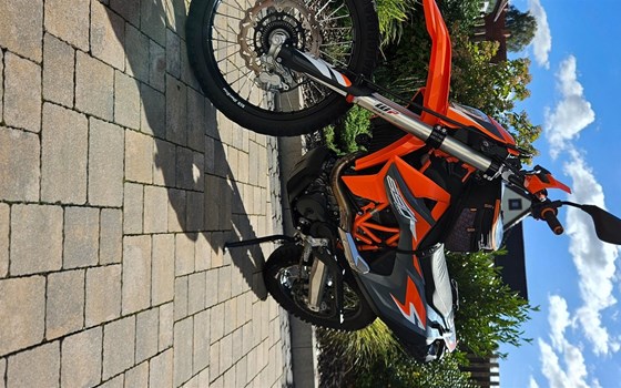 Gebrauchtmotorrad KTM 690 Enduro R - Bild 4