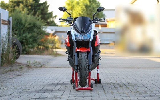 Gebrauchtmotorrad Kawasaki Z 1000 Black Edition - Bild 4 Gebrauchtmotorrad Kawasaki Z 1000 Black Edition - Bild 4