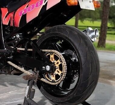 Gebrauchtmotorrad Suzuki GSX-R 1100 - Bild 5 Gebrauchtmotorrad Suzuki GSX-R 1100 - Bild 5