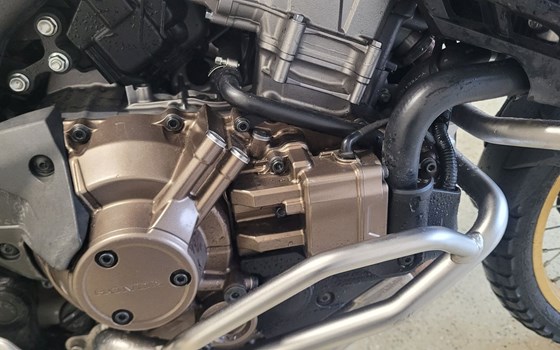 Gebrauchtmotorrad Honda CRF1000L Africa Twin DCT - Bild 4 Gebrauchtmotorrad Honda CRF1000L Africa Twin DCT - Bild 4