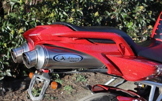 Gebrauchtmotorrad Yamaha FZS 600 Fazer S - Bild 4