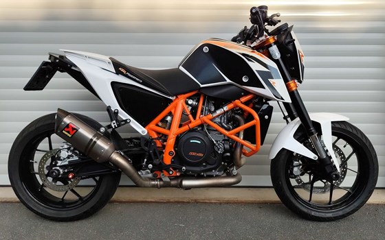 Gebrauchtmotorrad KTM 690 Duke R - Bild 1 Gebrauchtmotorrad KTM 690 Duke R - Bild 1
