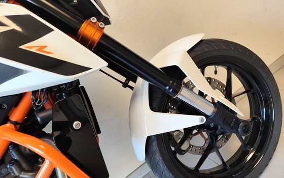 Gebrauchtmotorrad KTM 690 Duke R - Bild 15 Gebrauchtmotorrad KTM 690 Duke R - Bild 15