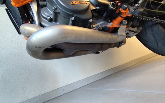 Gebrauchtmotorrad KTM 690 Duke R - Bild 6 Gebrauchtmotorrad KTM 690 Duke R - Bild 6