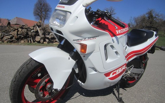 Motorrad Occasion Honda CBR 600 F - Bild 3