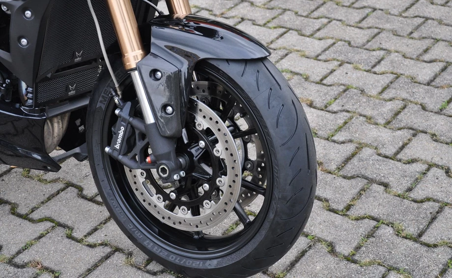 Angebot Triumph Speed Triple 1050 Bild 10: Angebot Triumph Speed Triple 1050