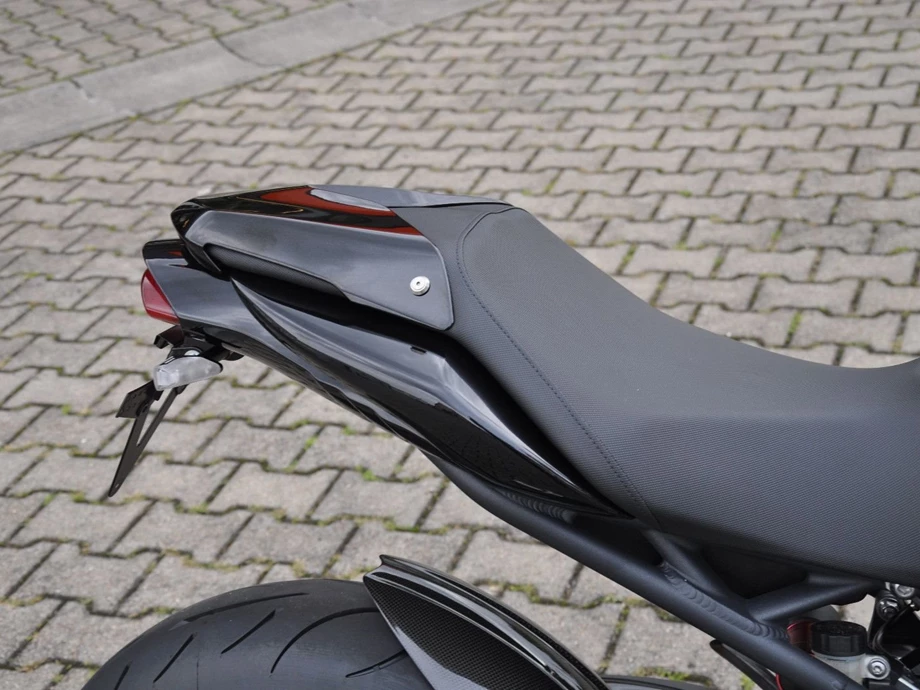 Angebot Triumph Speed Triple 1050 Bild 19: Angebot Triumph Speed Triple 1050