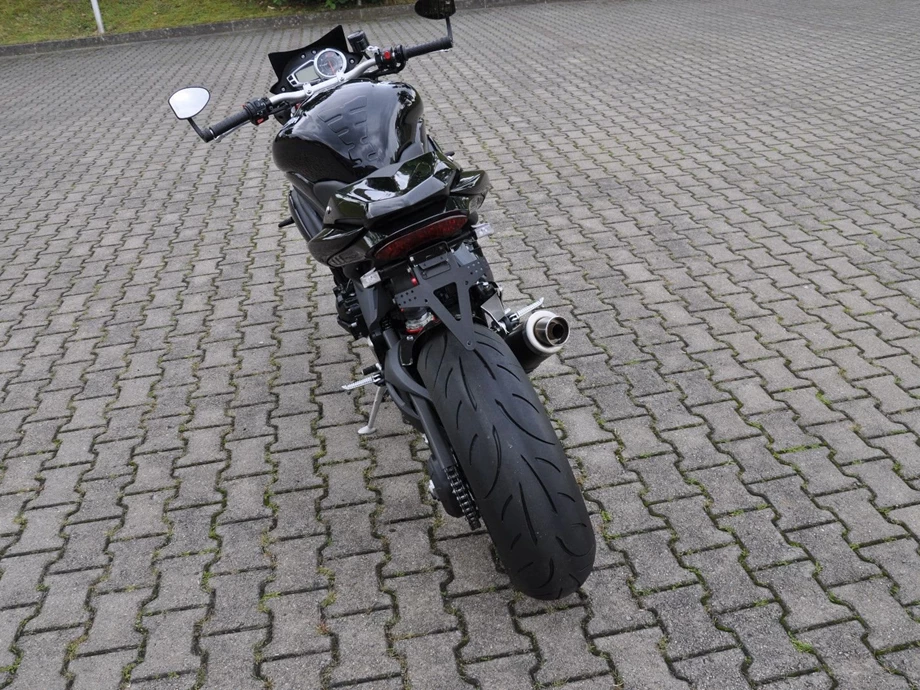 Angebot Triumph Speed Triple 1050 Bild 3: Angebot Triumph Speed Triple 1050