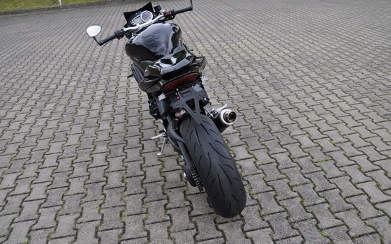 Gebrauchtmotorrad Triumph Speed Triple 1050 - Bild 3