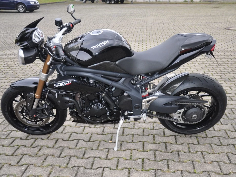 Angebot Triumph Speed Triple 1050 Bild 6: Angebot Triumph Speed Triple 1050