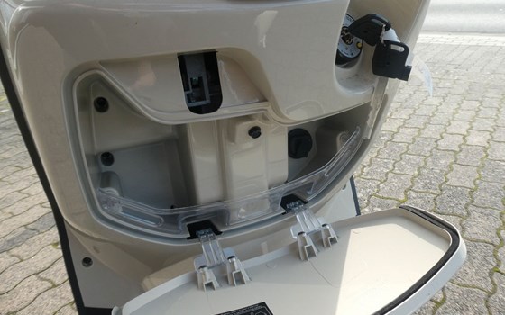 Gebrauchtmotorrad Kymco Like II 125i ABS - Bild 11