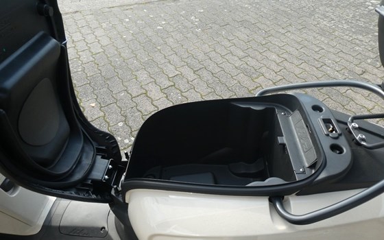 Gebrauchtmotorrad Kymco Like II 125i ABS - Bild 9