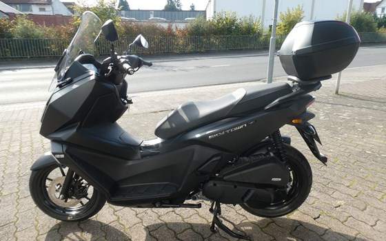 Gebrauchtmotorrad Kymco Sky Town 125i ABS - Bild 1