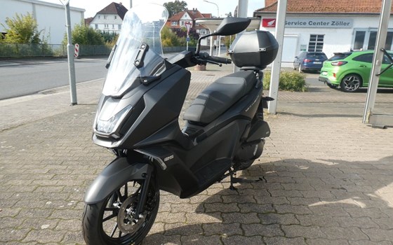 Gebrauchtmotorrad Kymco Sky Town 125i ABS - Bild 2
