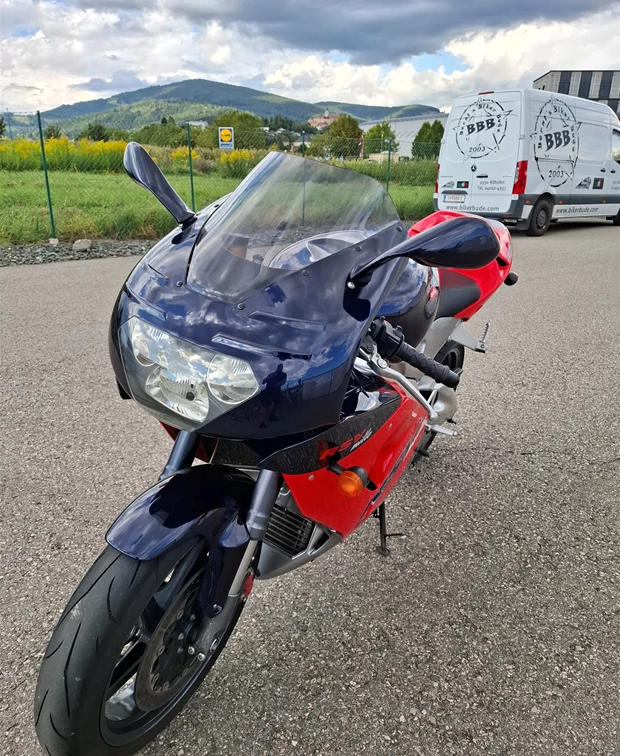 Aprilia RSV 1000 (RSV Mille)