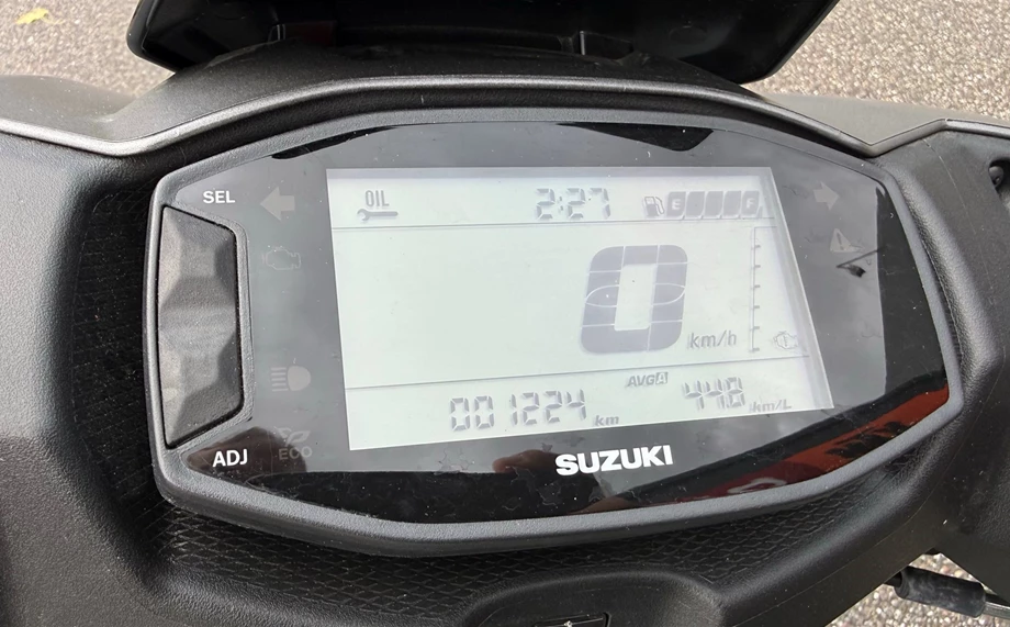 Angebot Suzuki Avenis 125 Bild 5: Angebot Suzuki Avenis 125