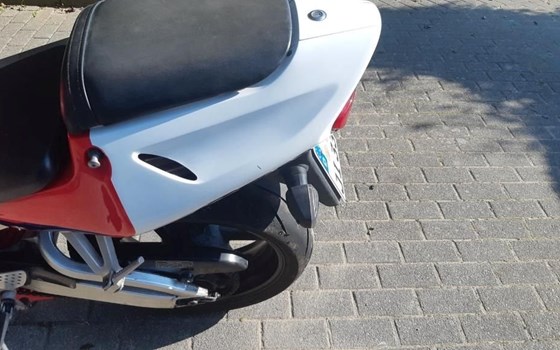 Gebrauchtmotorrad Honda CBR 900 RR Fireblade - Bild 2