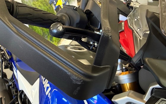 Gebrauchtmotorrad Suzuki V-Strom 1050DE - Bild 6 Gebrauchtmotorrad Suzuki V-Strom 1050DE - Bild 6