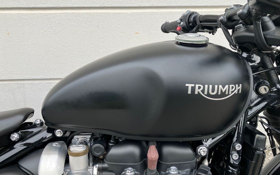 Gebrauchtmotorrad Triumph Bonneville Bobber Black - Bild 10 Gebrauchtmotorrad Triumph Bonneville Bobber Black - Bild 10