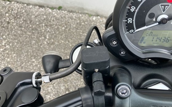 Gebrauchtmotorrad Triumph Bonneville Bobber Black - Bild 15 Gebrauchtmotorrad Triumph Bonneville Bobber Black - Bild 15