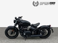 Gebrauchtmotorrad Triumph Bonneville Bobber Black Teilzahlung € 99.- Garantie