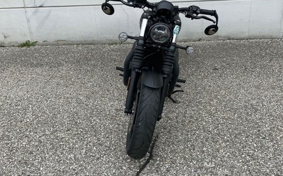 Gebrauchtmotorrad Triumph Bonneville Bobber Black - Bild 4 Gebrauchtmotorrad Triumph Bonneville Bobber Black - Bild 4