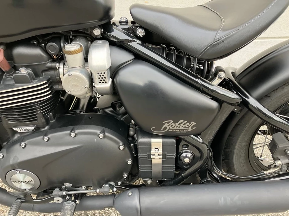 Angebot Triumph Bonneville Bobber Black Bild 5: Angebot Triumph Bonneville Bobber Black