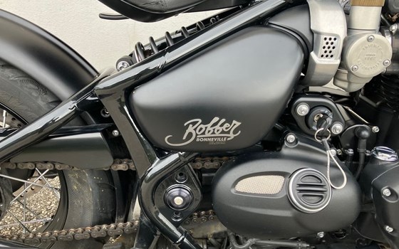 Gebrauchtmotorrad Triumph Bonneville Bobber Black - Bild 9 Gebrauchtmotorrad Triumph Bonneville Bobber Black - Bild 9
