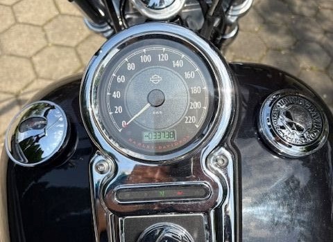 Gebrauchtmotorrad Harley-Davidson Dyna Fat Bob FXDF - Bild 4 Gebrauchtmotorrad Harley-Davidson Dyna Fat Bob FXDF - Bild 4
