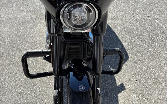 Gebrauchtmotorrad Harley-Davidson Softail Sport Glide FLSB - Bild 3