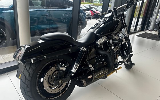 Gebrauchtmotorrad Harley-Davidson Dyna Fat Bob FXDF - Bild 3 Gebrauchtmotorrad Harley-Davidson Dyna Fat Bob FXDF - Bild 3