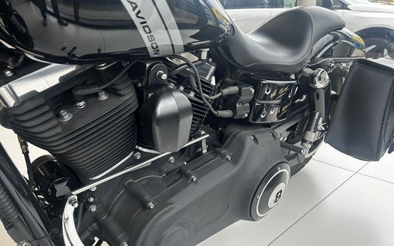 Gebrauchtmotorrad Harley-Davidson Dyna Fat Bob FXDF - Bild 8 Gebrauchtmotorrad Harley-Davidson Dyna Fat Bob FXDF - Bild 8