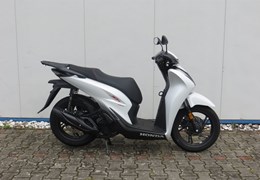 Neumotorrad Honda SH150i