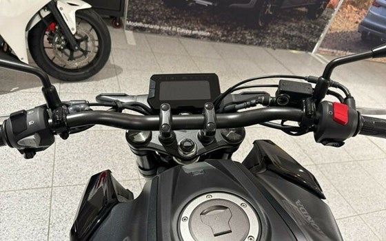 Gebrauchtmotorrad Honda CB125R - Bild 5