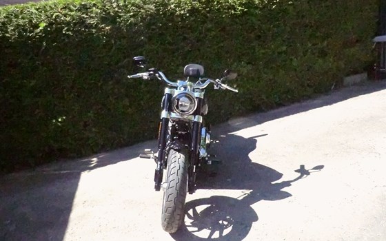 Gebrauchtmotorrad Harley-Davidson Softail Sport Glide FLSB - Bild 3