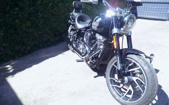 Gebrauchtmotorrad Harley-Davidson Softail Sport Glide FLSB - Bild 6