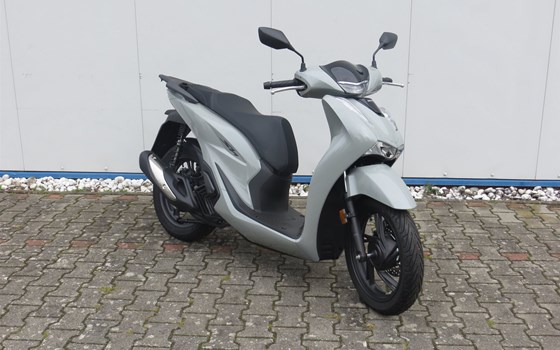 Neufahrzeug Honda SH125i - Bild 10