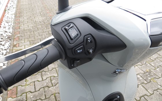 Neufahrzeug Honda SH125i - Bild 7