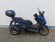 Honda Forza 350